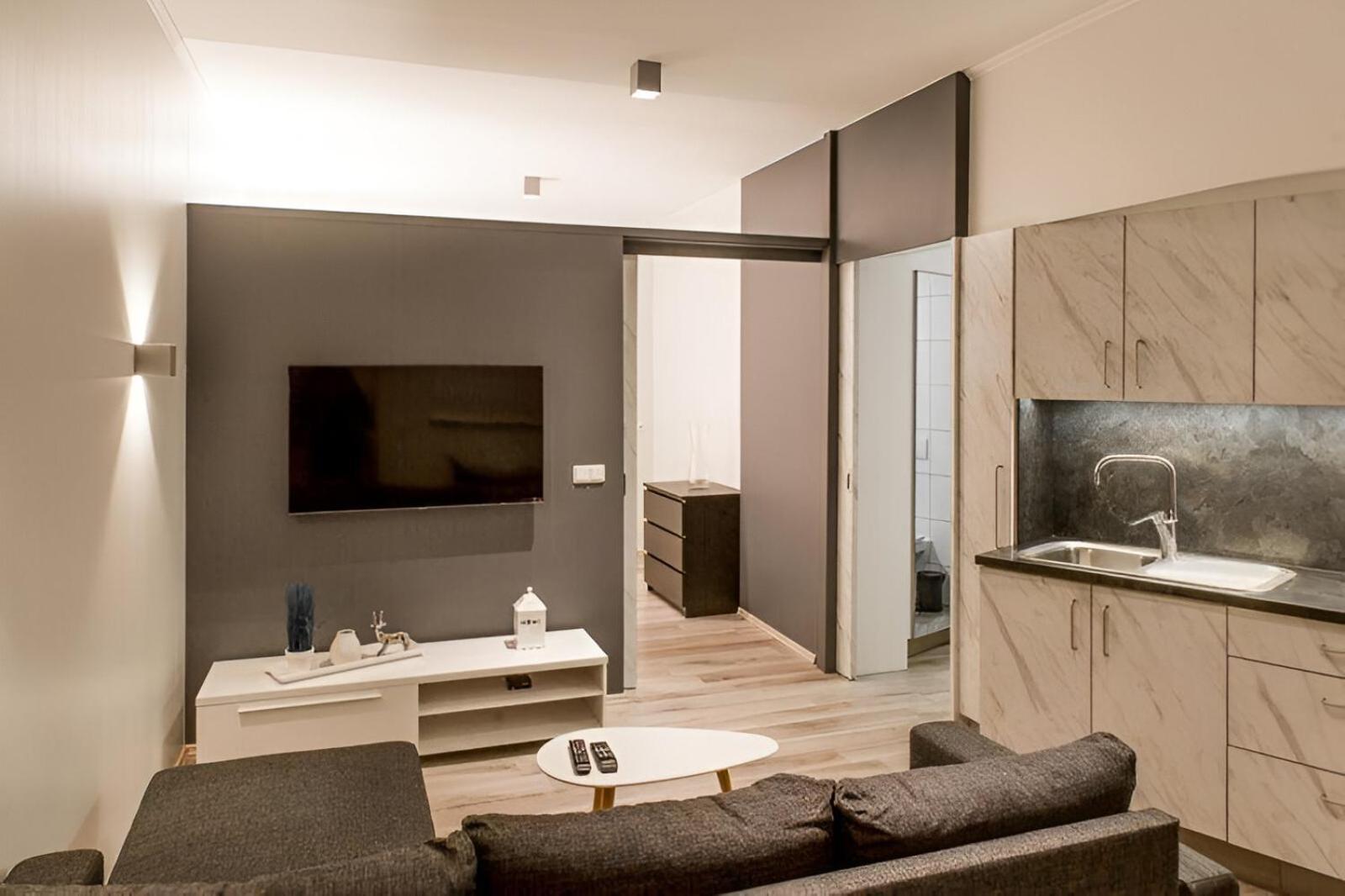 Lava Apartments & Rooms Акурейрі Екстер'єр фото